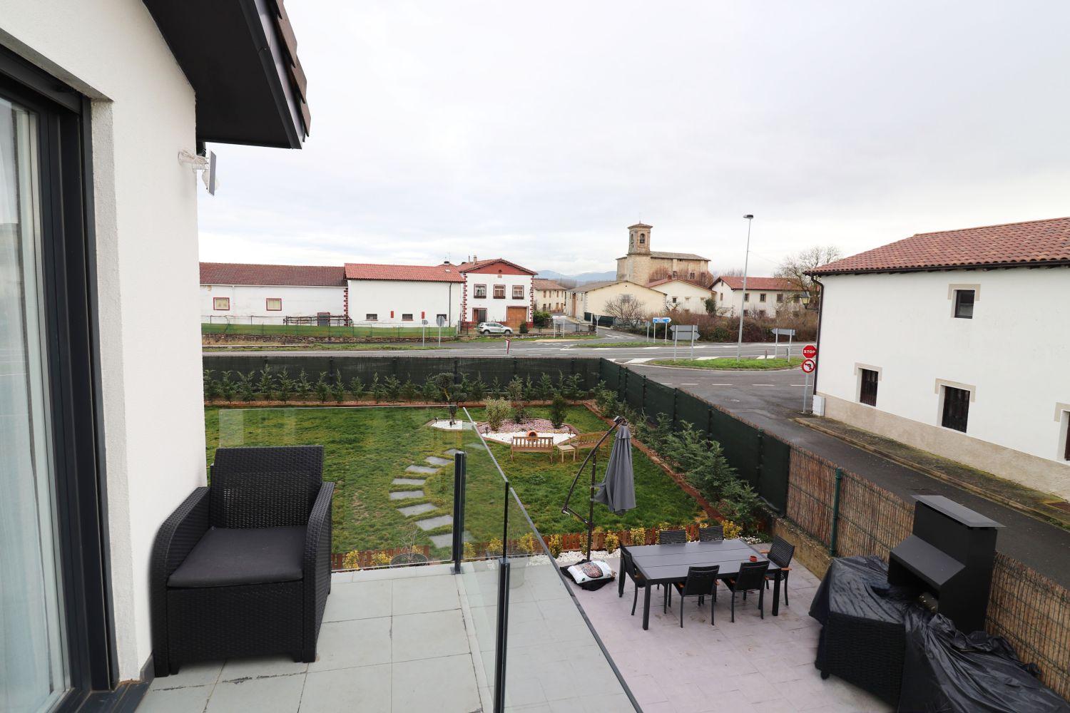 Chalet for Sale in Vitoria-Gasteiz