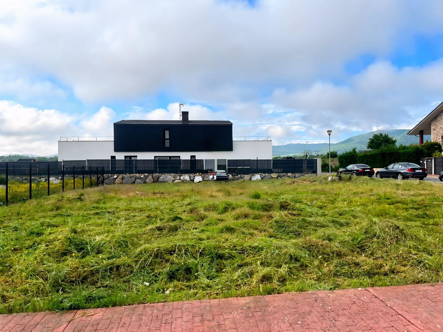 Plot for Sale in Vitoria-Gasteiz