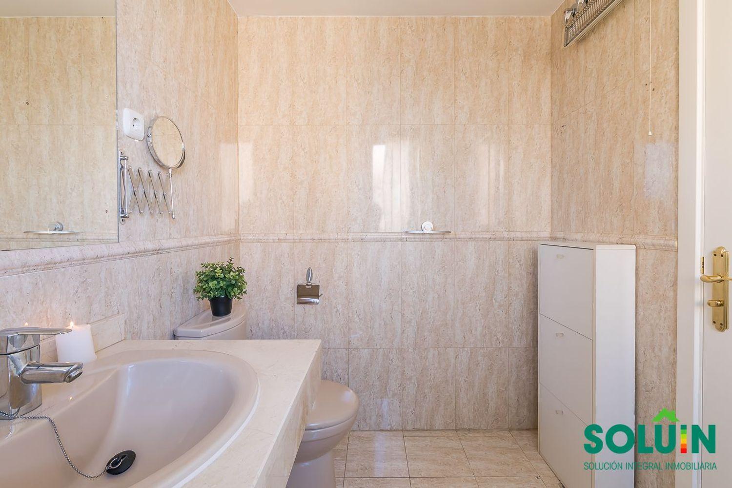 Flat for Sale in Madrid