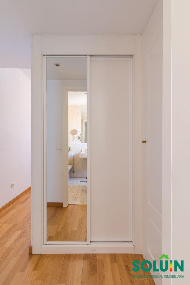 Flat for Sale in Madrid