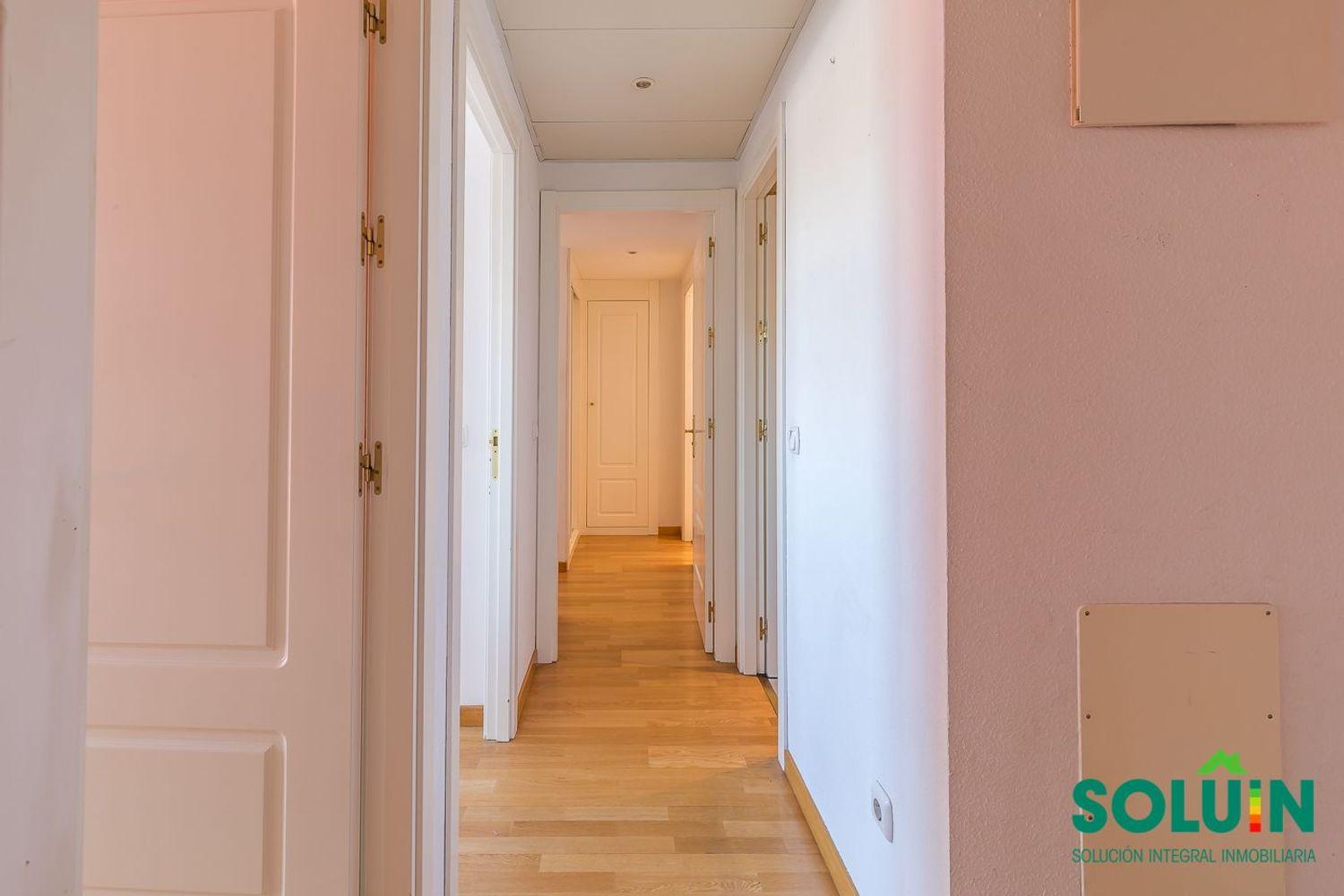 Flat for Sale in Madrid