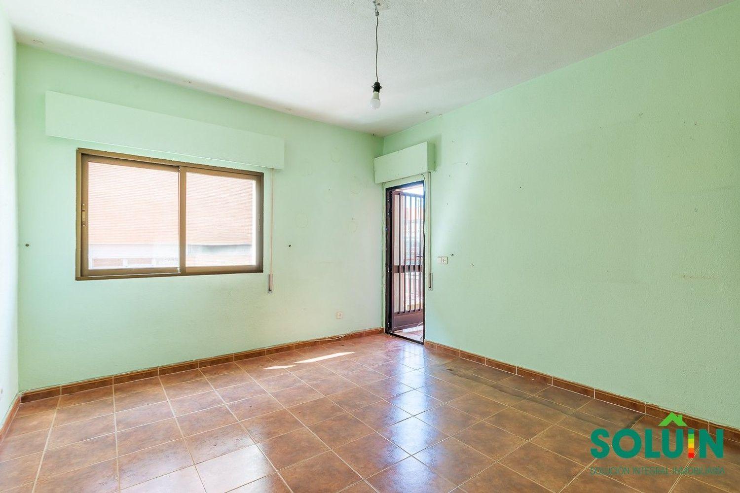 Flat for Sale in Madrid