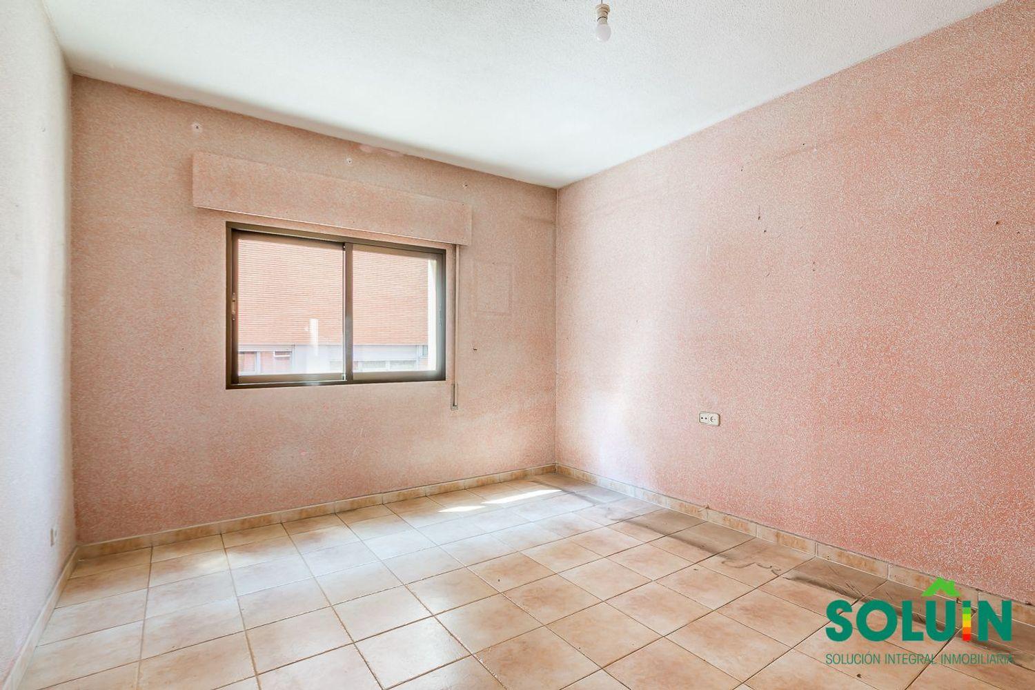 Flat for Sale in Madrid