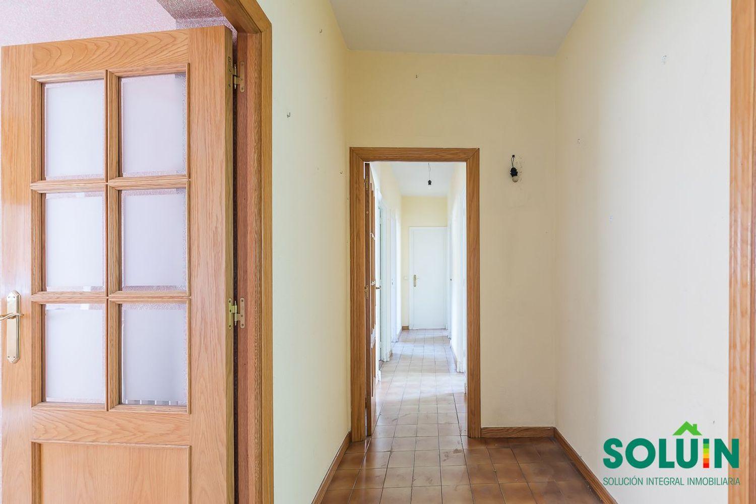 Flat for Sale in Madrid