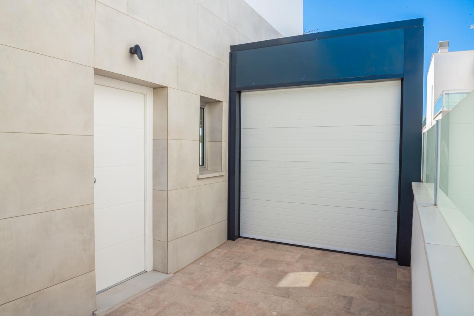 Villa for Sale in Los Alcázares