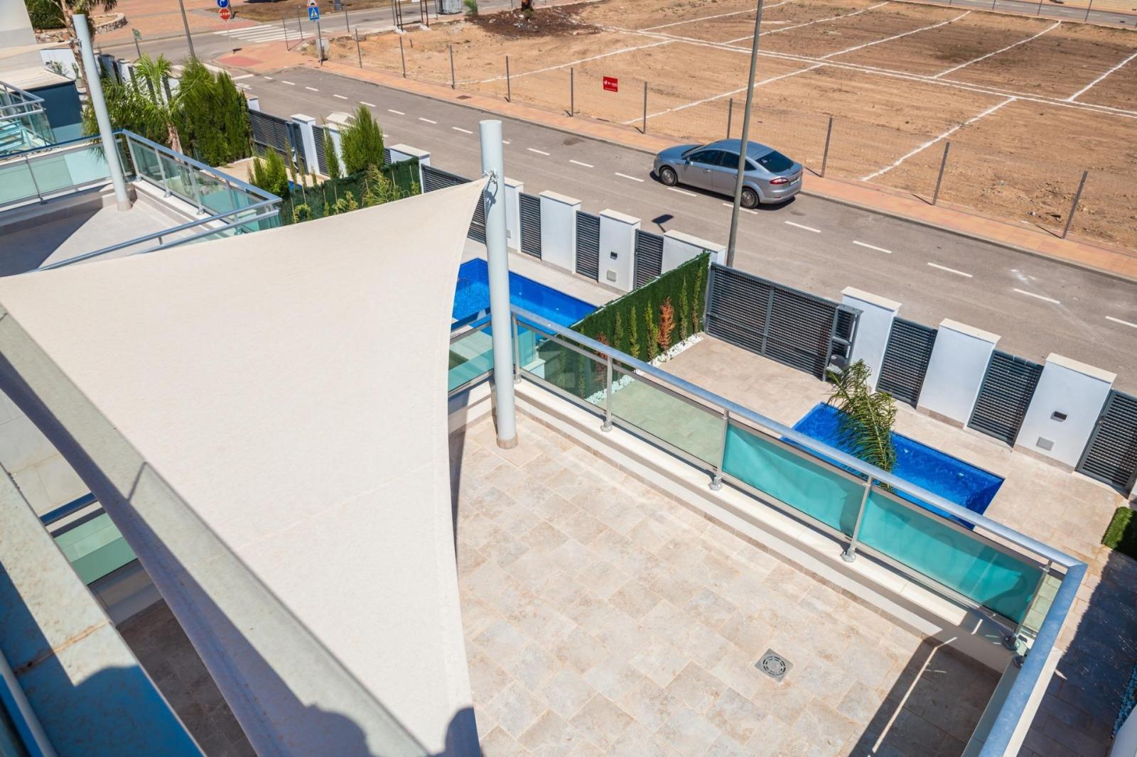 Villa for Sale in Los Alcázares