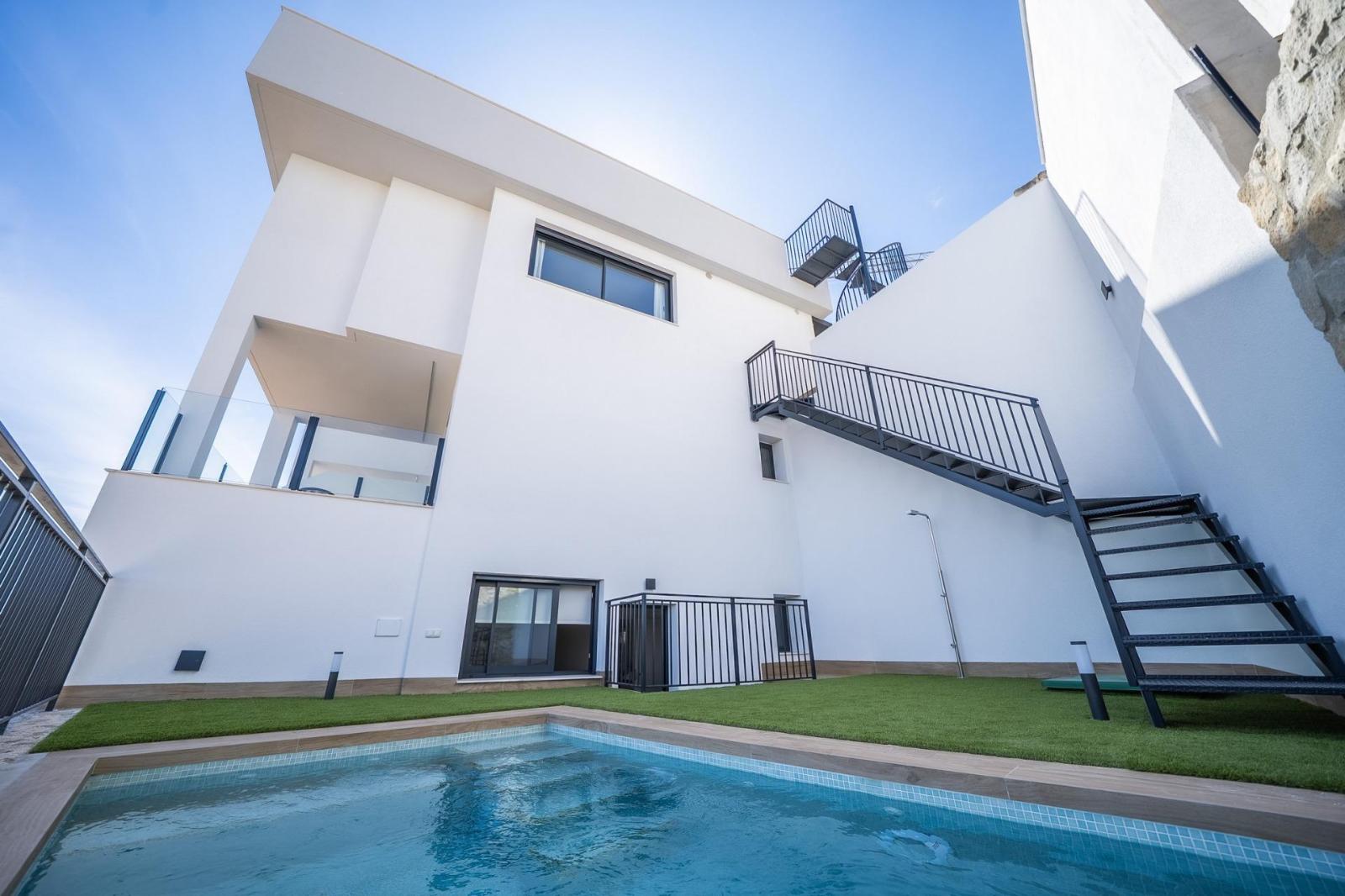 Villa for Sale in Algorfa