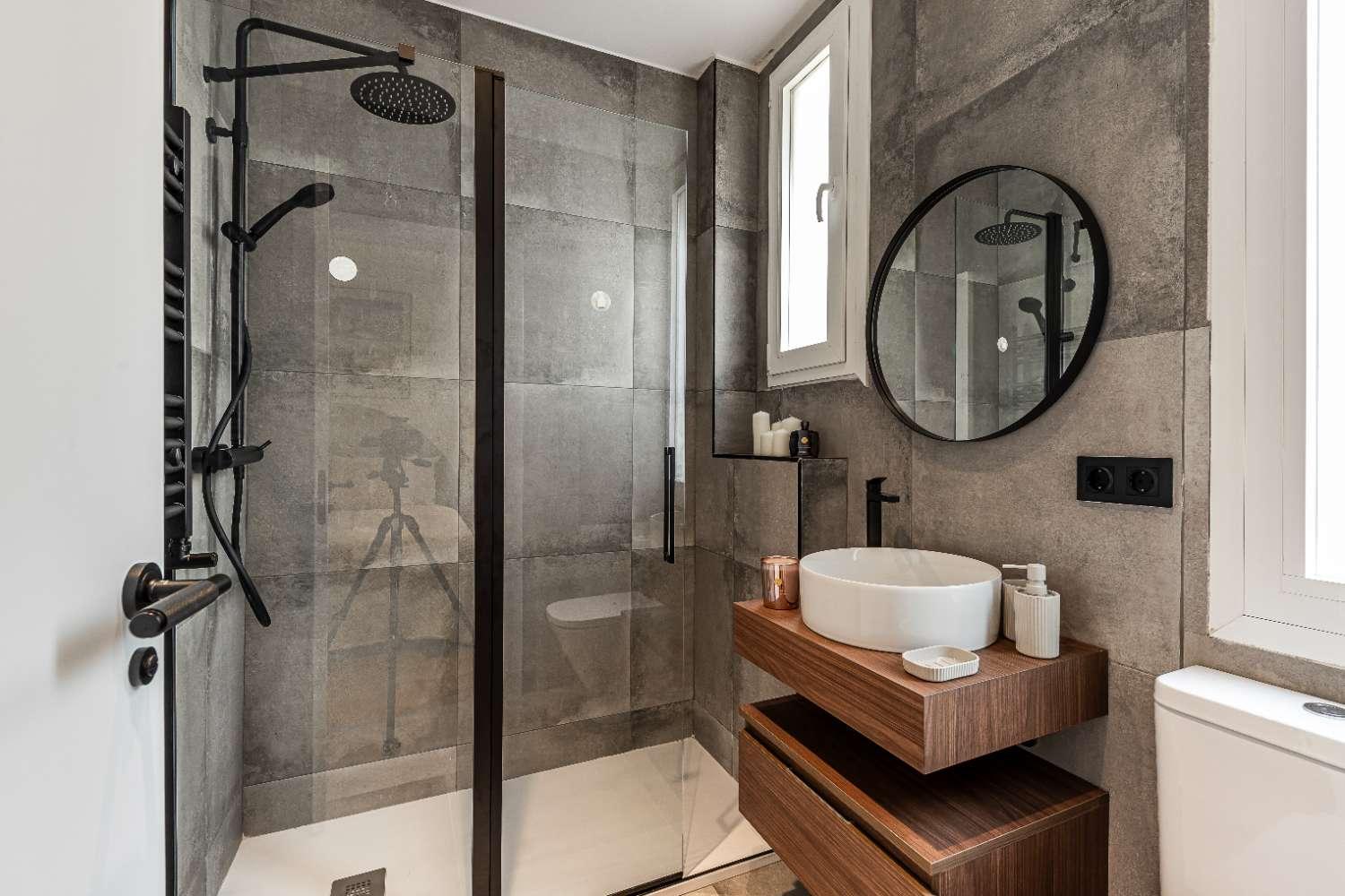 Flat for Sale in Madrid