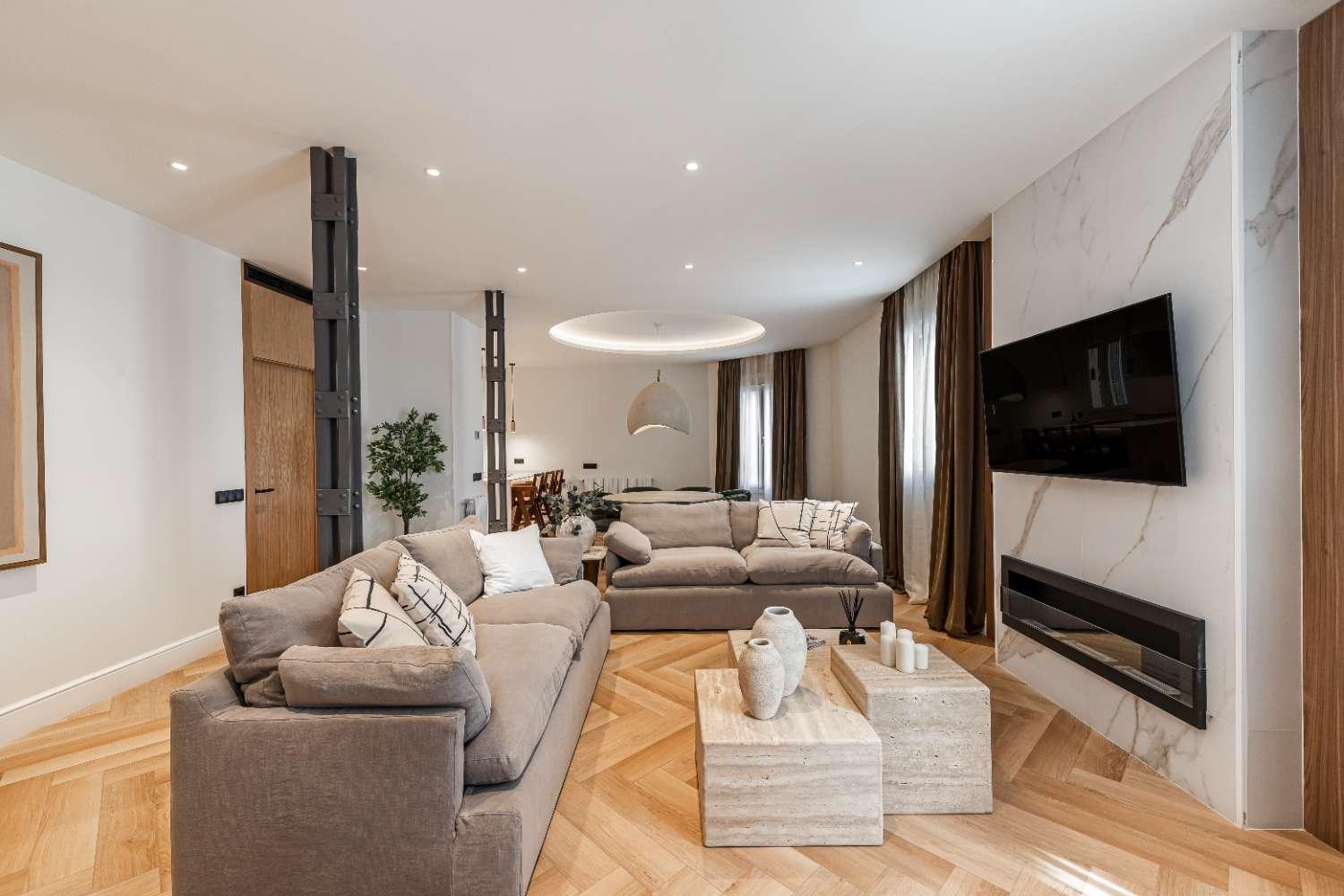 Flat for Sale in Madrid