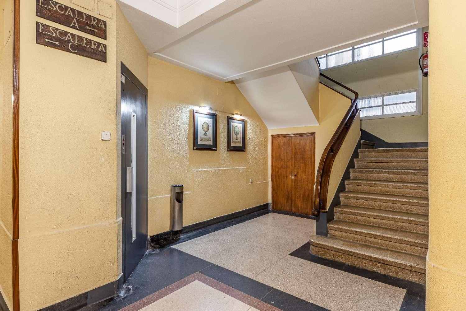 Flat for Sale in Madrid