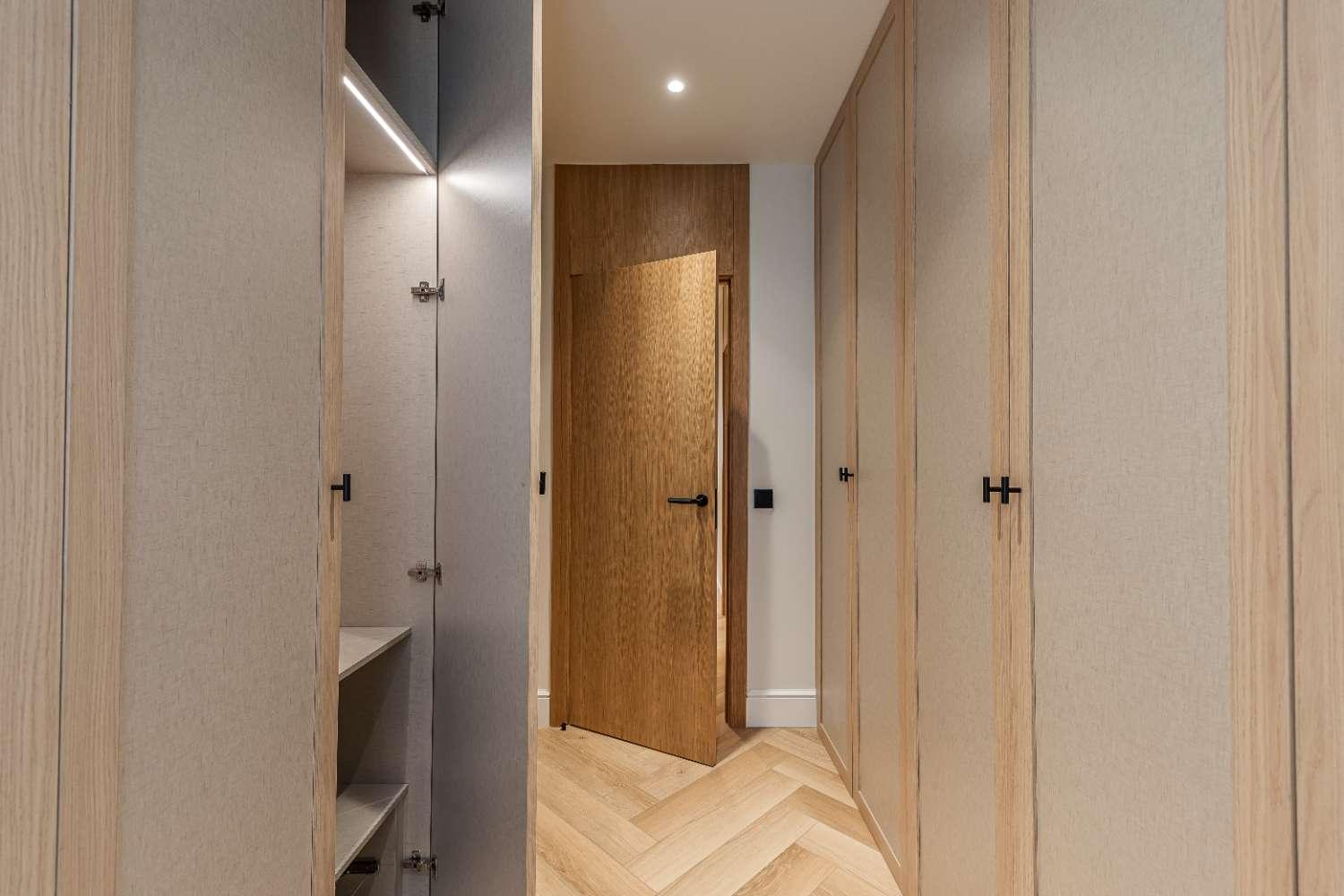 Flat for Sale in Madrid