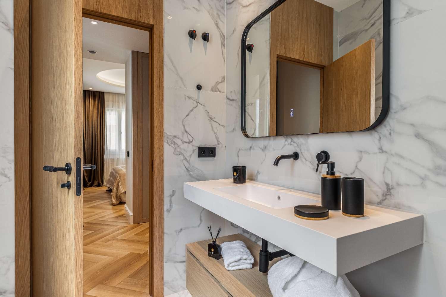 Flat for Sale in Madrid