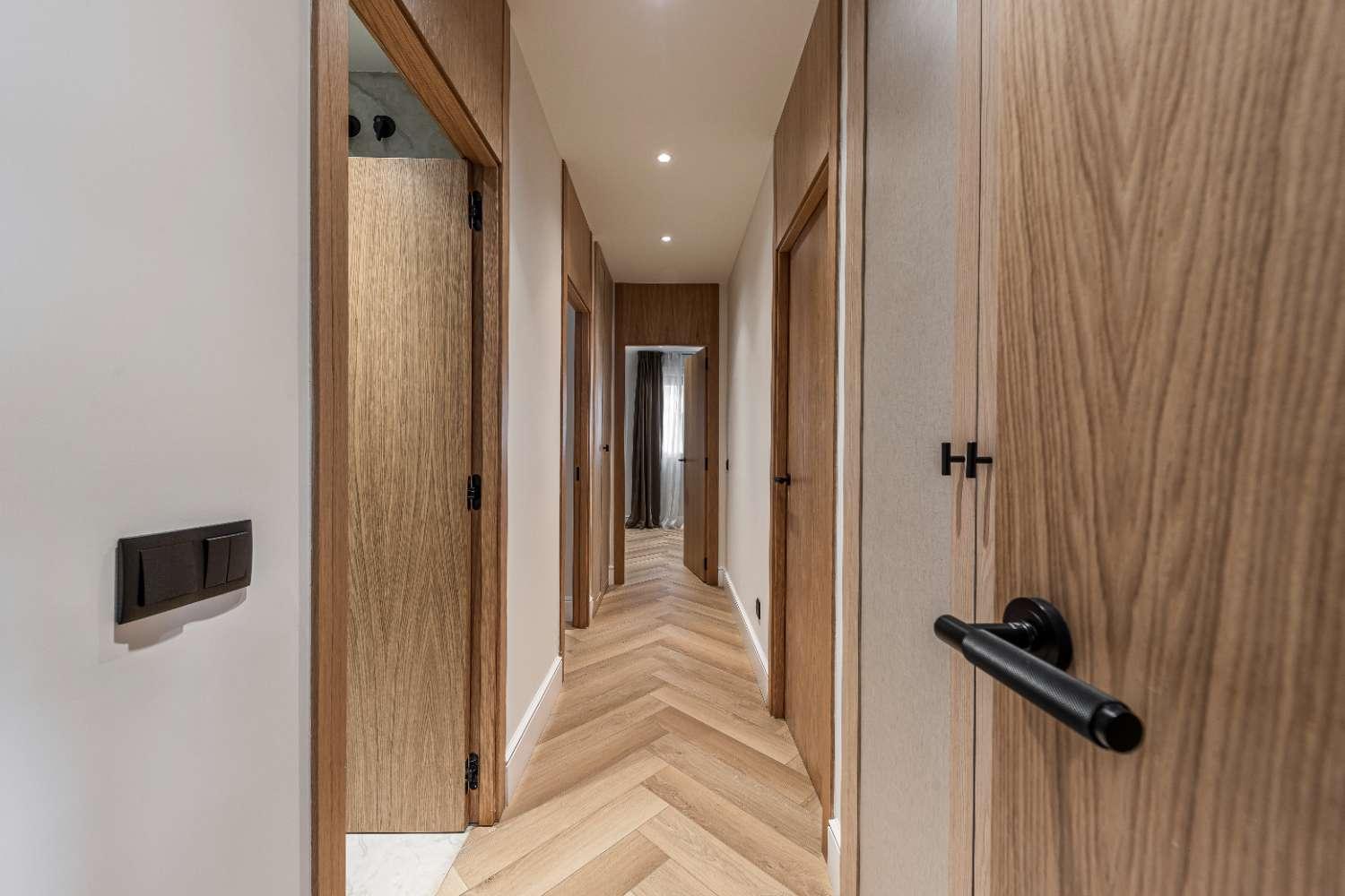 Flat for Sale in Madrid