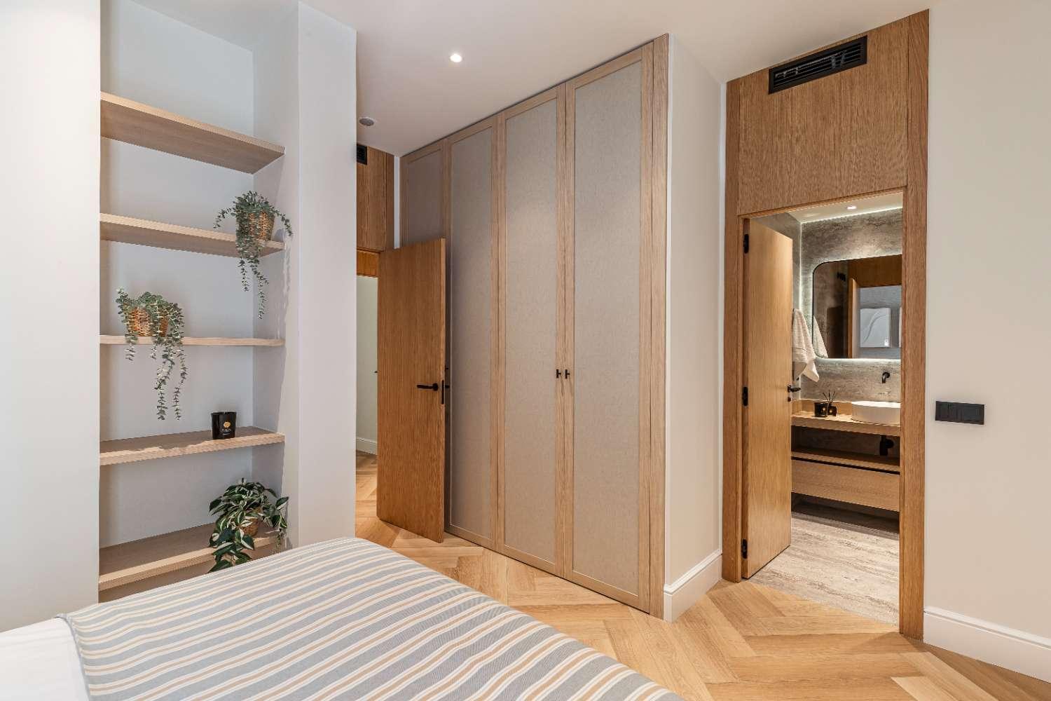 Flat for Sale in Madrid