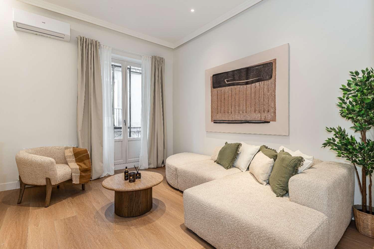 Flat for Sale in Madrid
