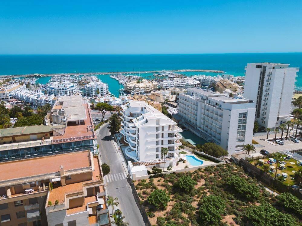 Apartment for Sale in Benalmádena