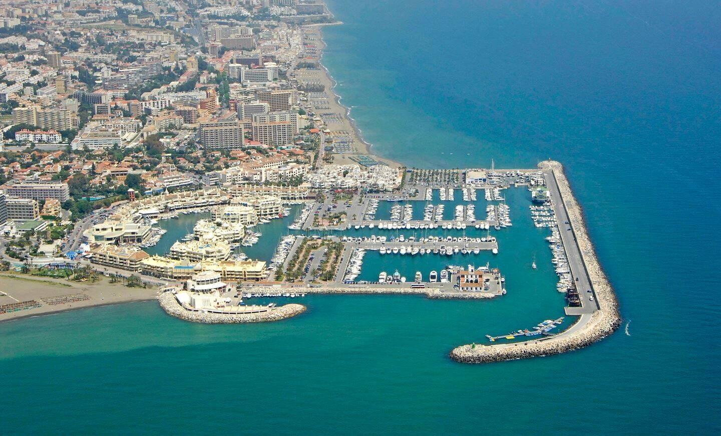 Apartment for Sale in Benalmádena