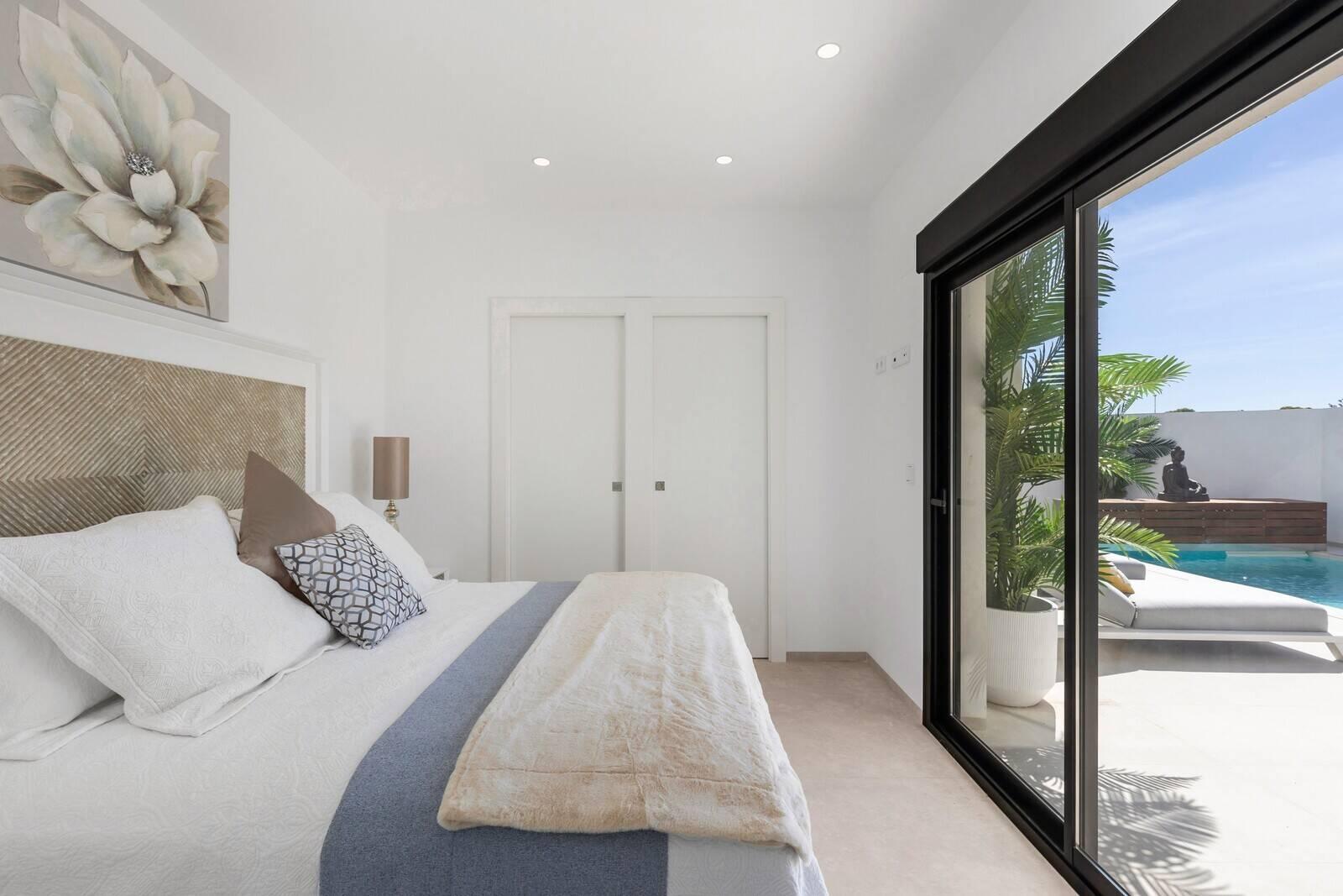House for Sale in Los Alcázares
