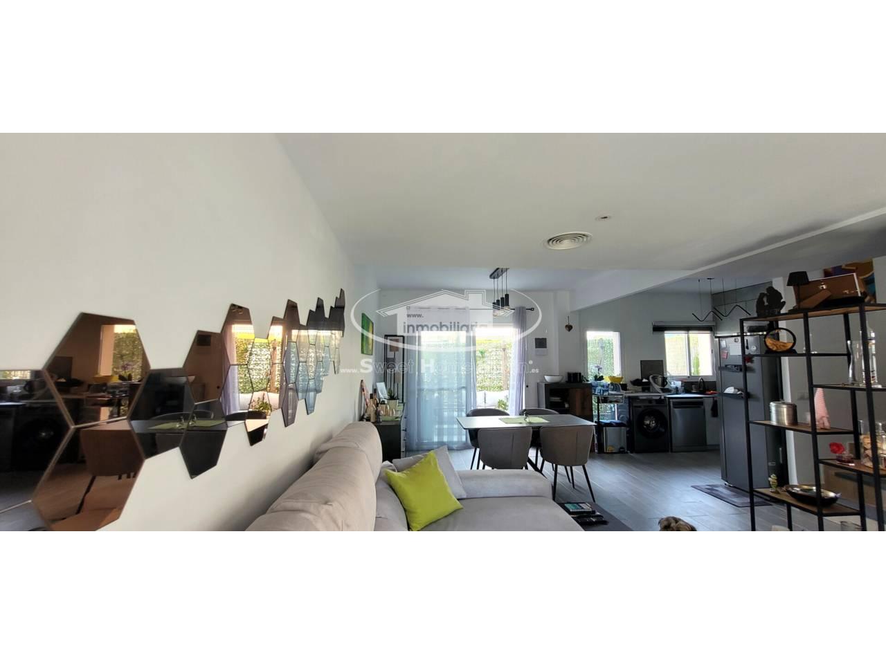 Semi-detached House for Sale in Ayamonte