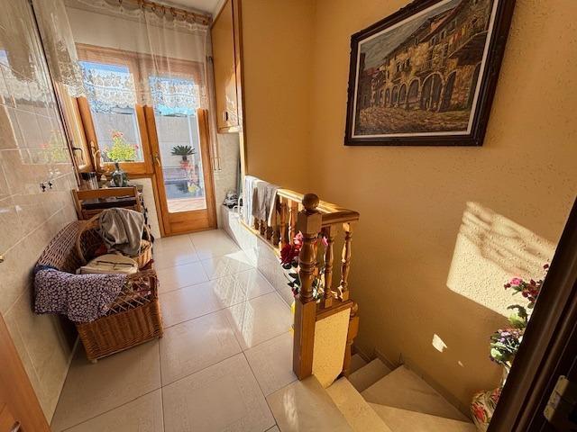 Chalet for Sale in Canovelles