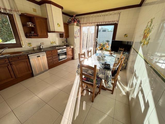 Chalet for Sale in Canovelles