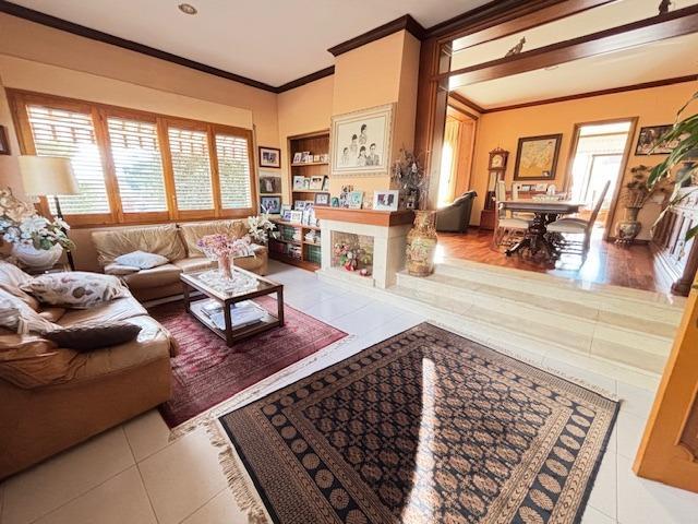 Chalet for Sale in Canovelles