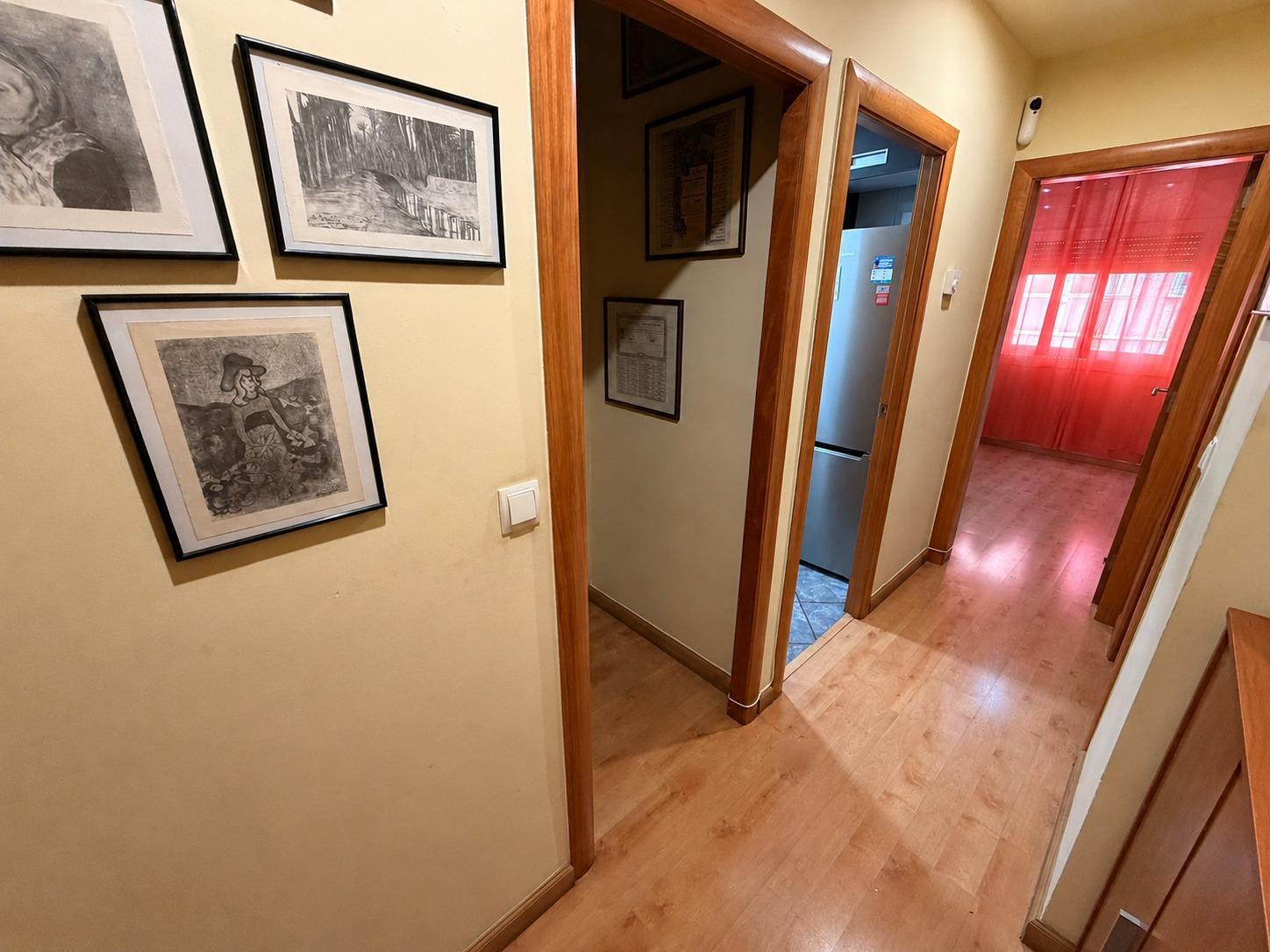 Flat for Sale in L' Hospitalet de Llobregat
