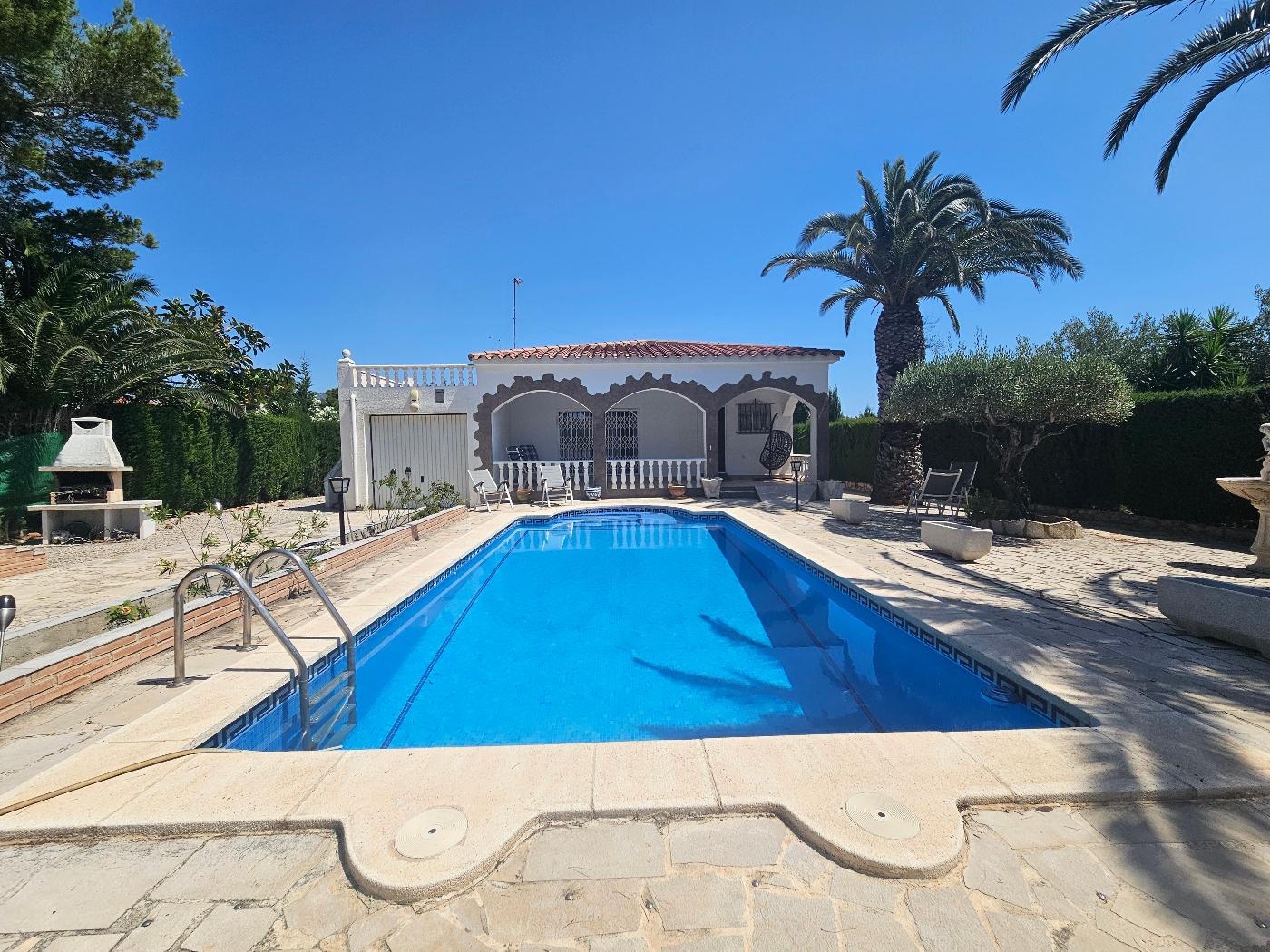 Villa for Sale in L' Ametlla de Mar