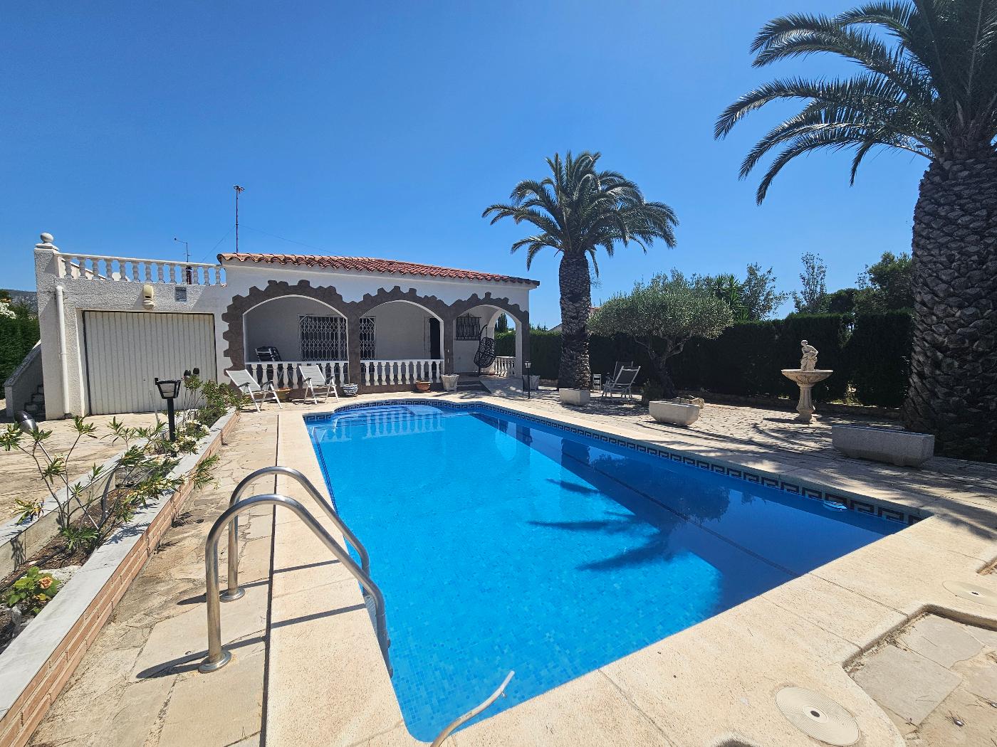 Villa for Sale in L' Ametlla de Mar