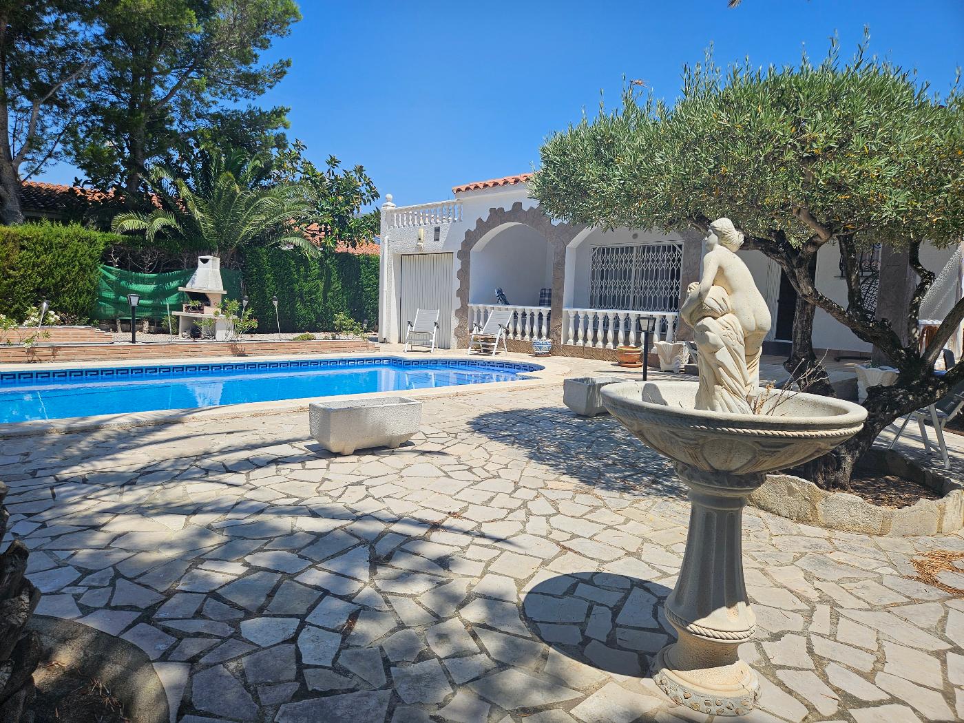 Villa for Sale in L' Ametlla de Mar