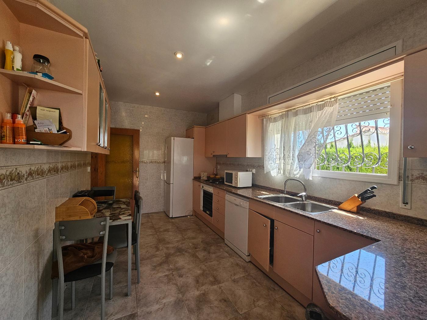 Villa for Sale in L' Ametlla de Mar