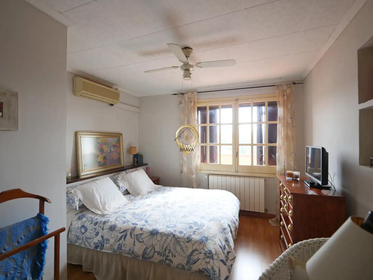 Chalet for Sale in Santa Coloma de Farners