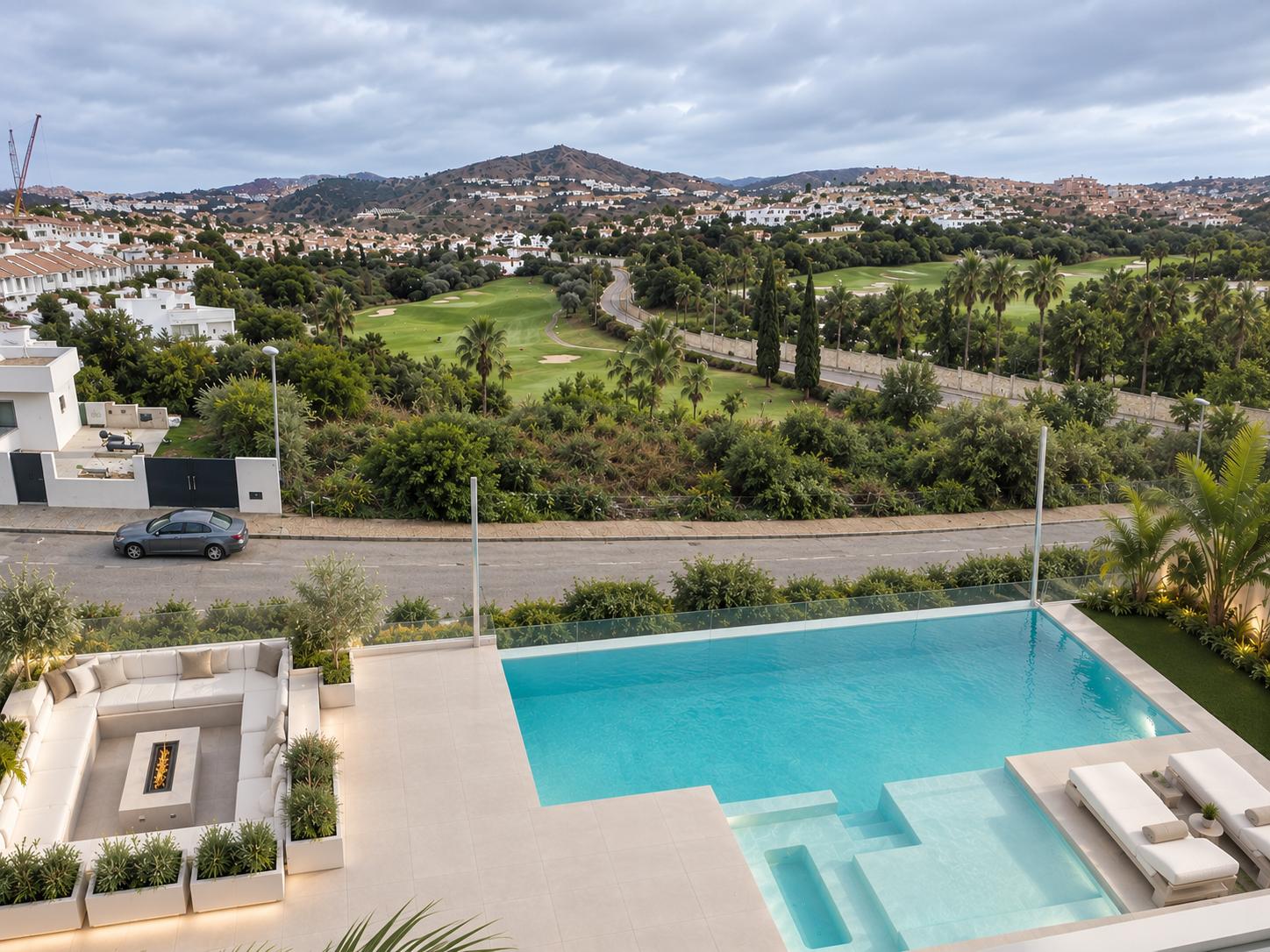 Duplex for Sale in Mijas