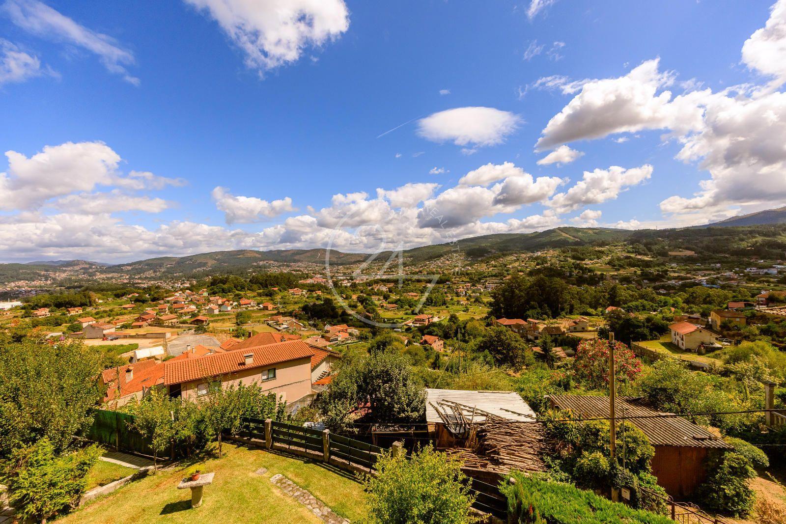 Chalet for Sale in Redondela