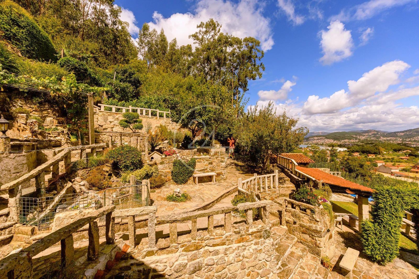 Chalet for Sale in Redondela