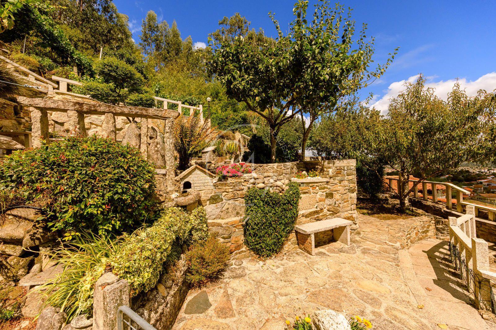 Chalet for Sale in Redondela