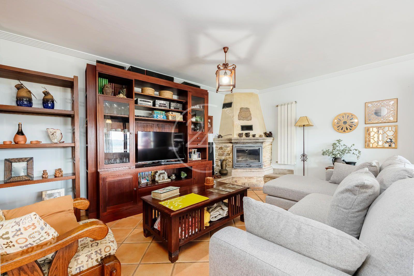 Chalet for Sale in Redondela
