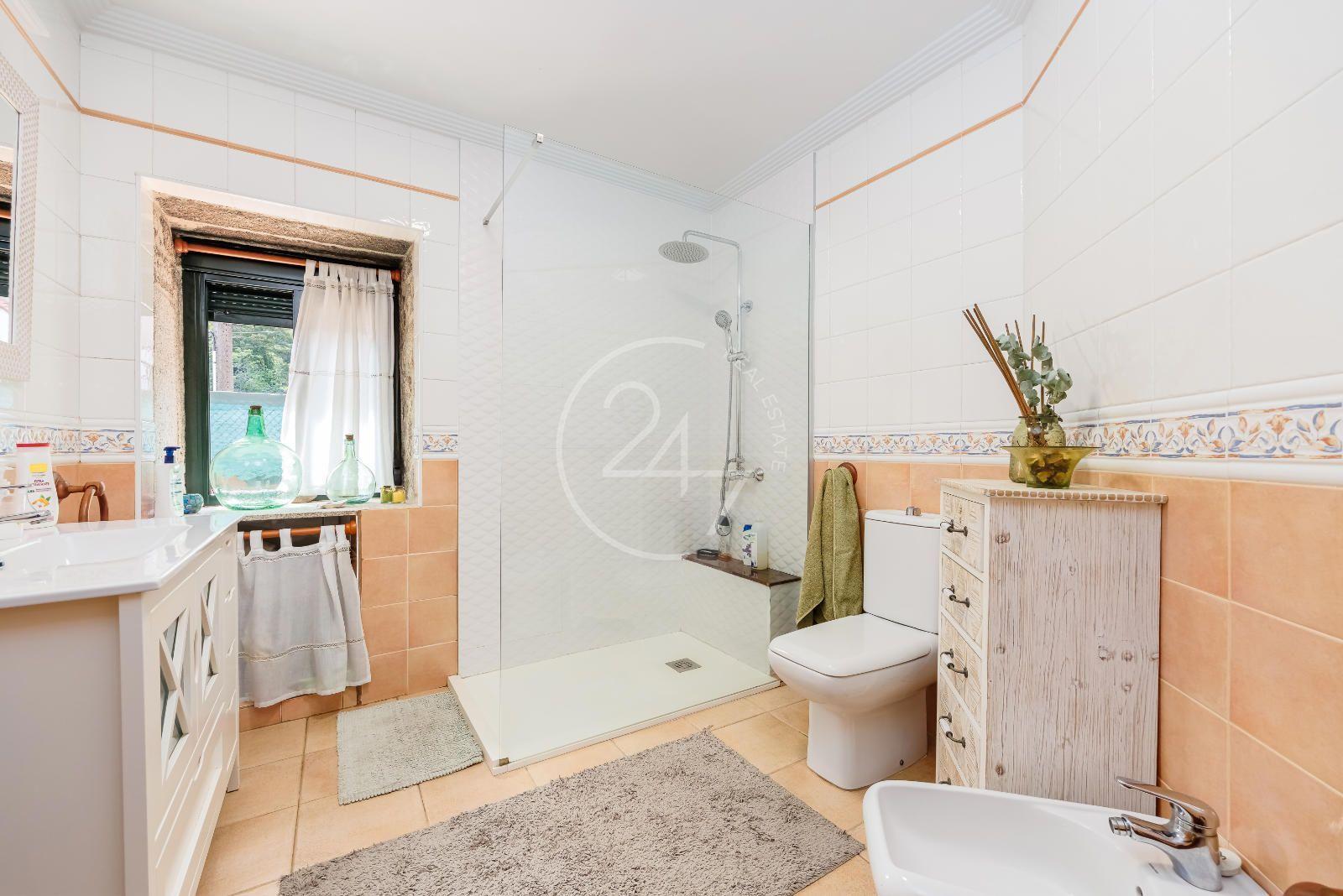 Chalet for Sale in Redondela