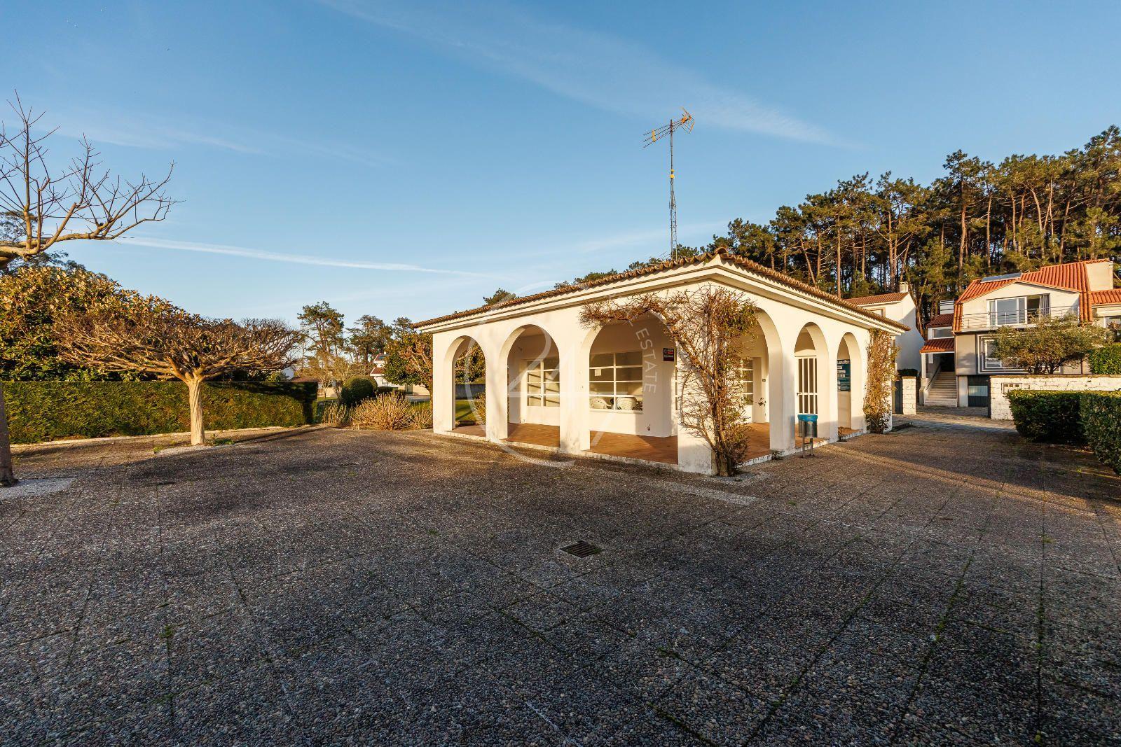 Chalet en Venta en Grove, O