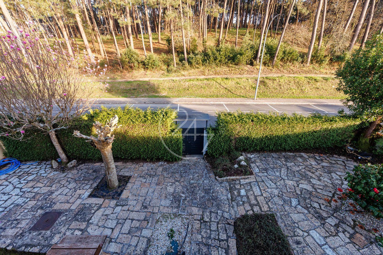 Chalet en Venta en Grove, O