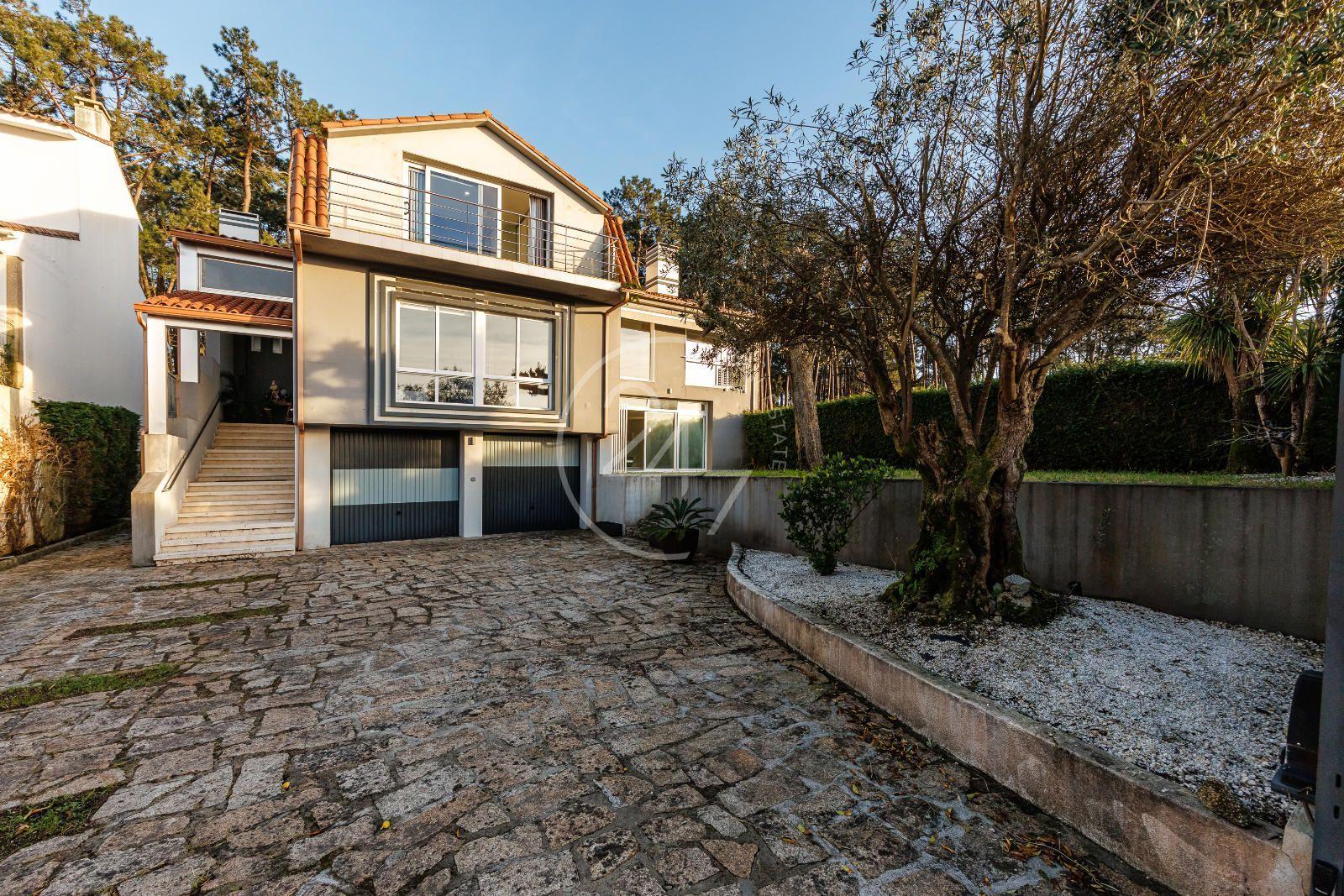 Chalet en Venta en Grove, O