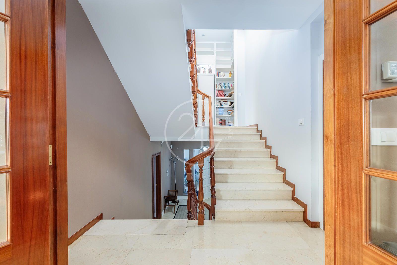 Chalet en Venta en Grove, O