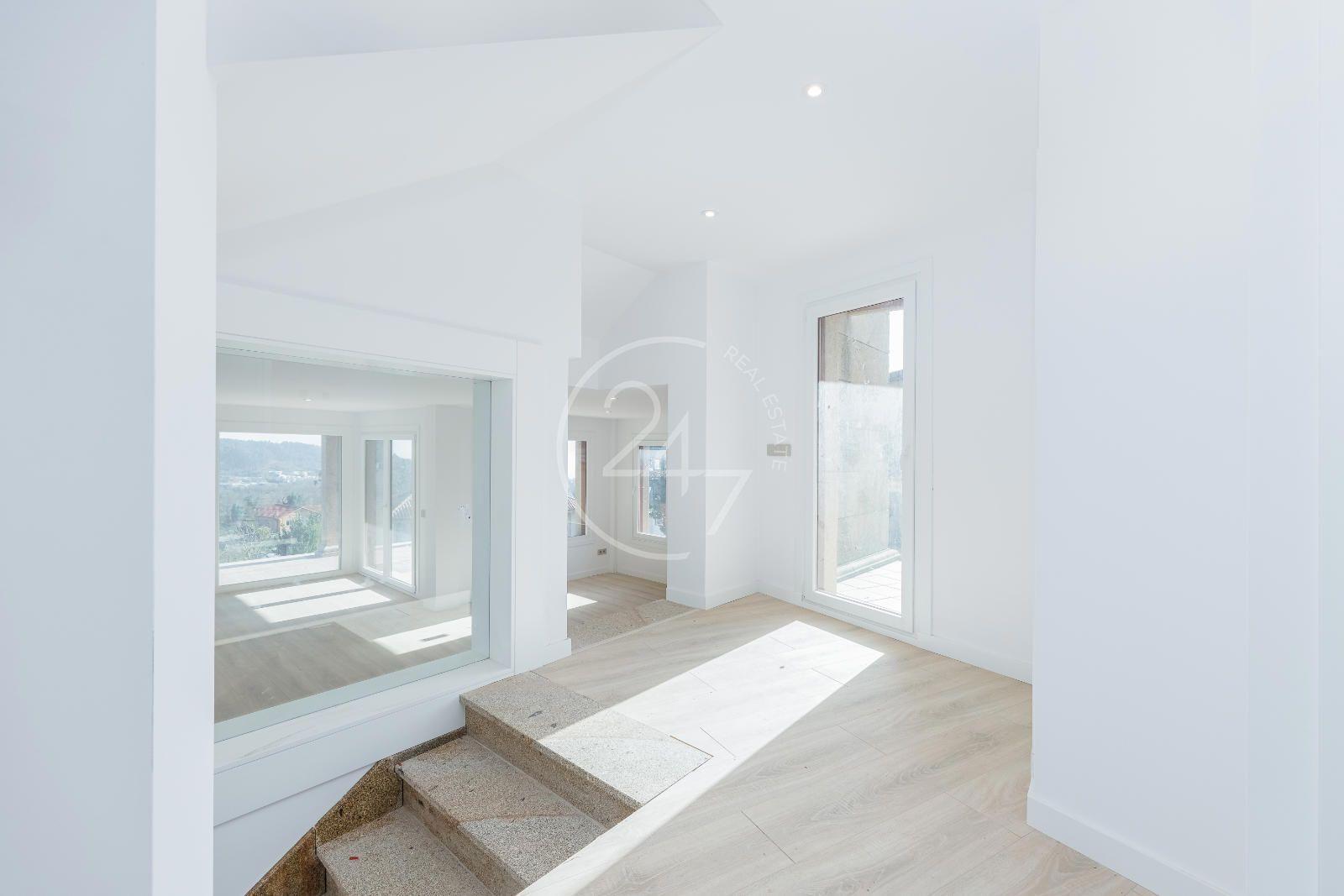 Chalet for Sale in Sanxenxo