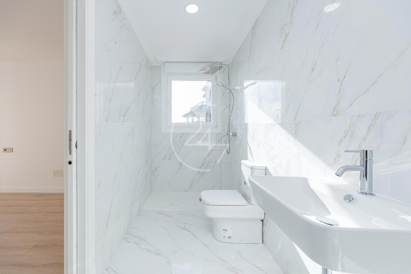 Chalet for Sale in Sanxenxo