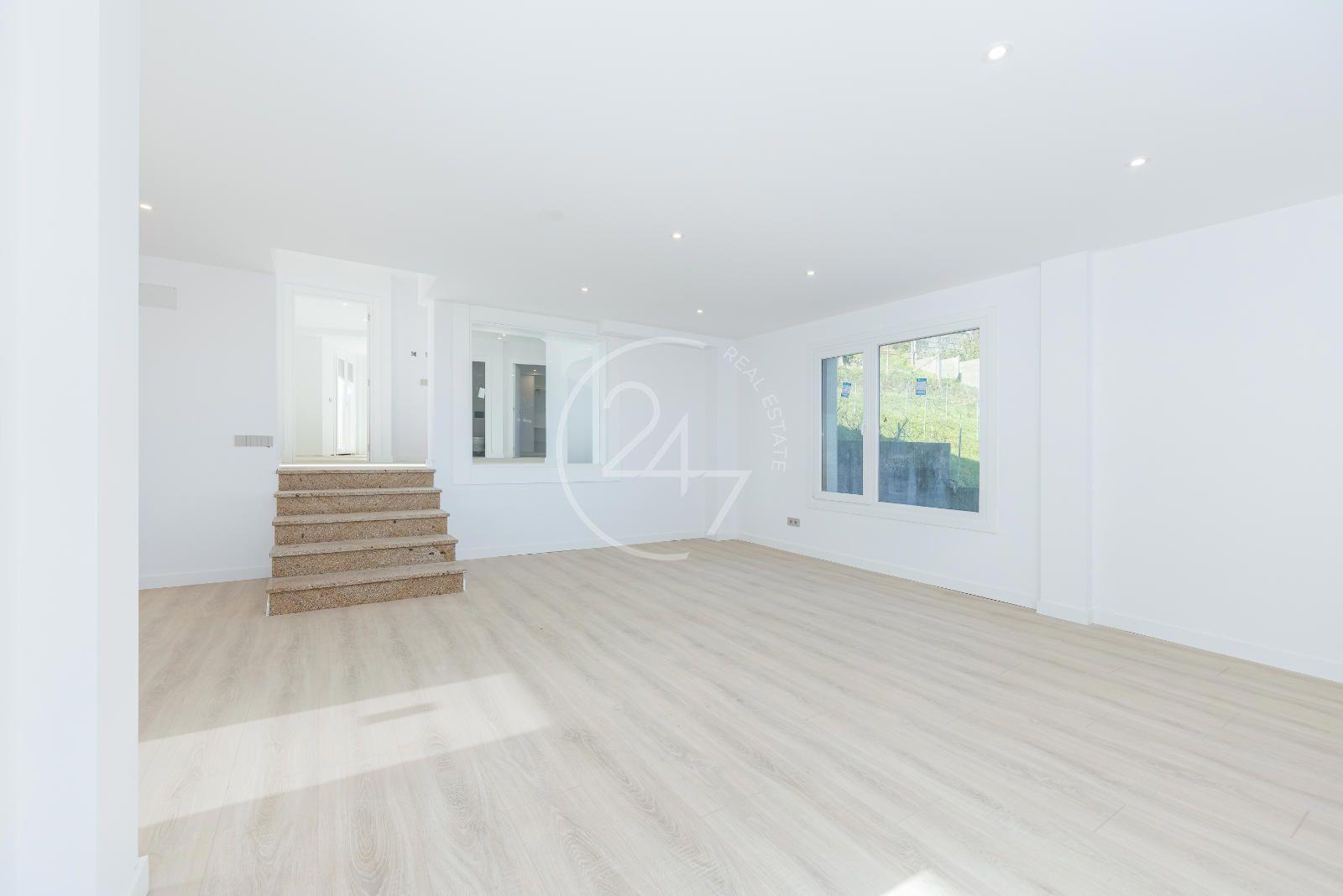 Chalet for Sale in Sanxenxo
