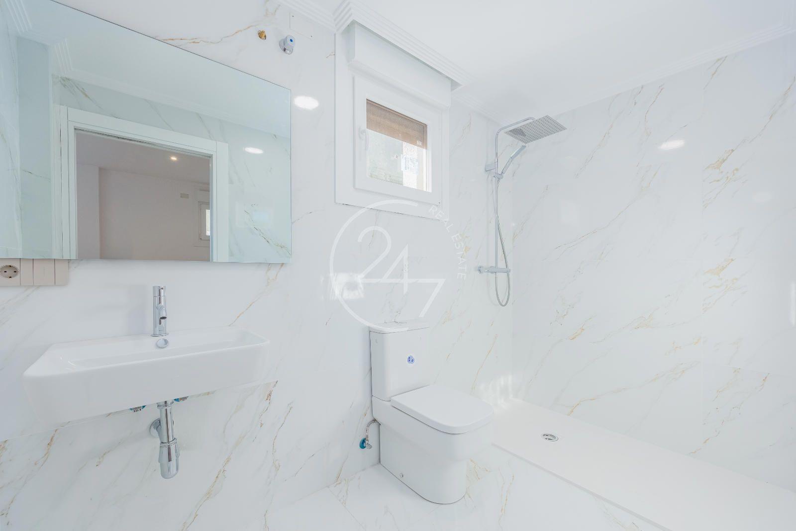 Chalet for Sale in Sanxenxo