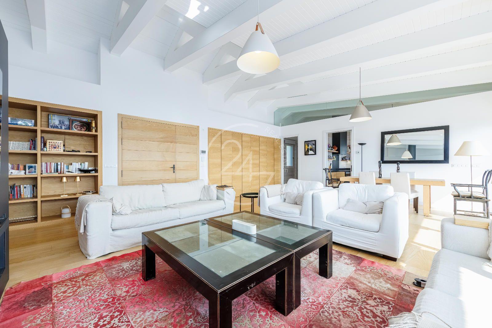 Chalet for Sale in Moaña