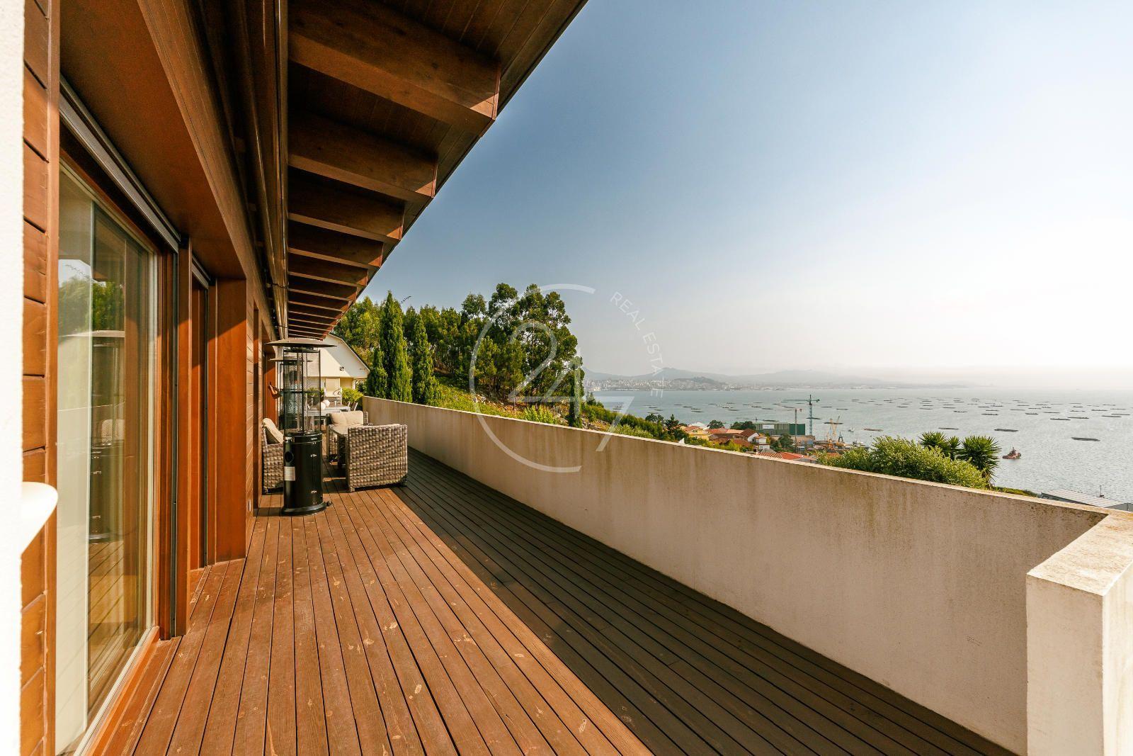 Chalet for Sale in Moaña