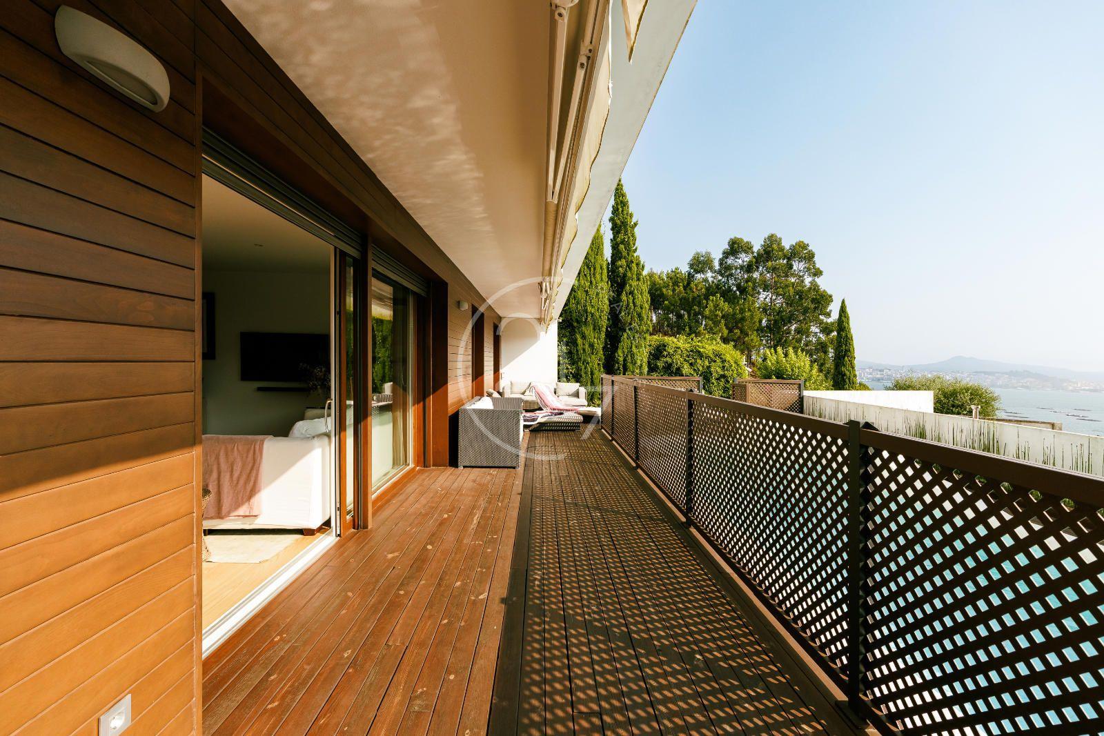Chalet for Sale in Moaña