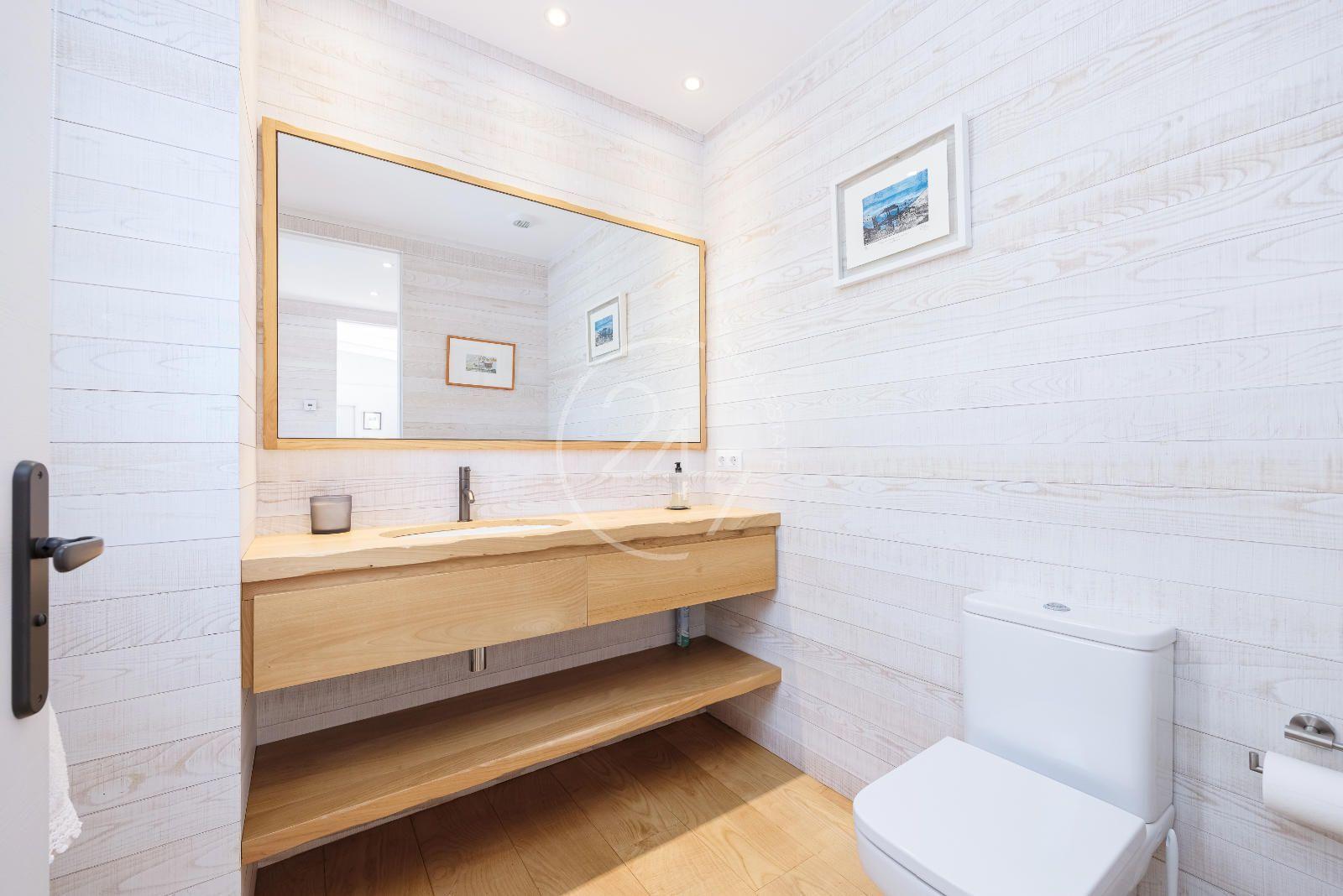 Chalet for Sale in Moaña